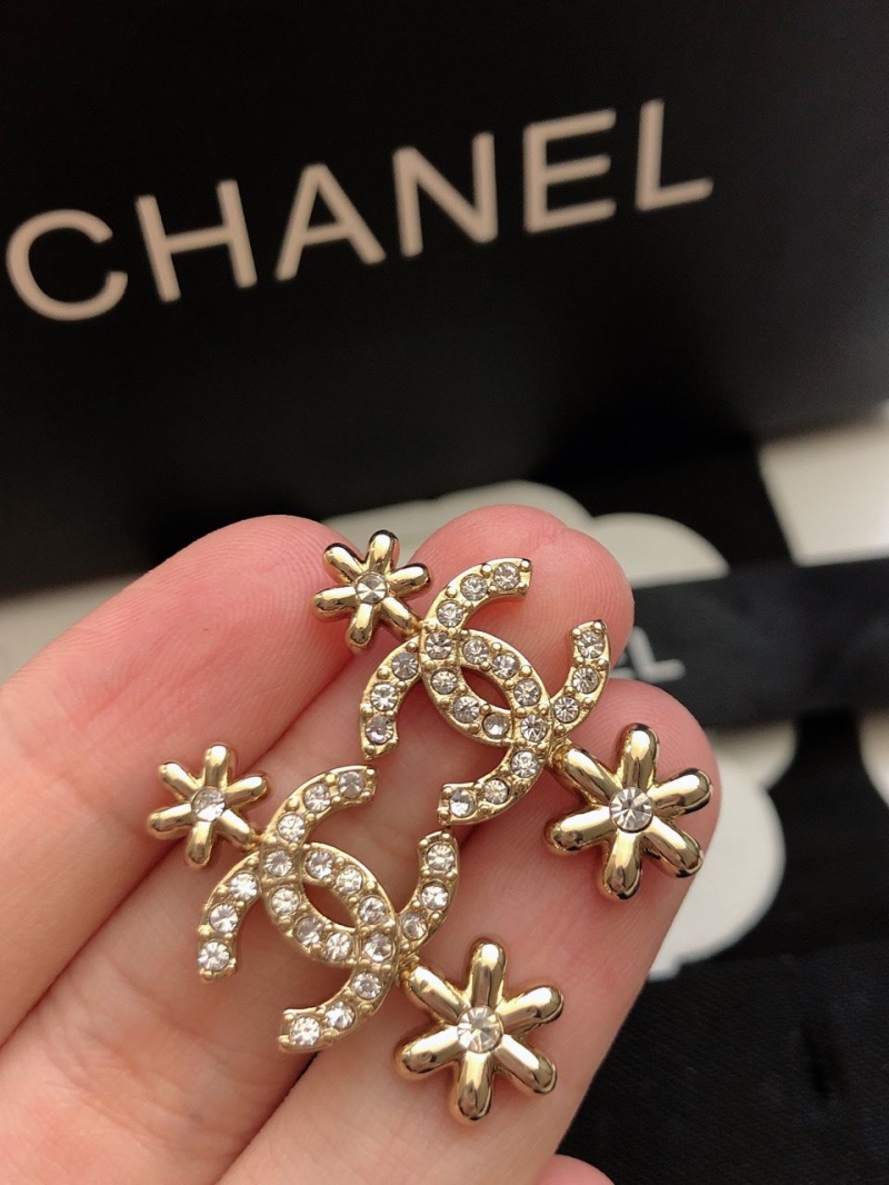 Ch**el earrings